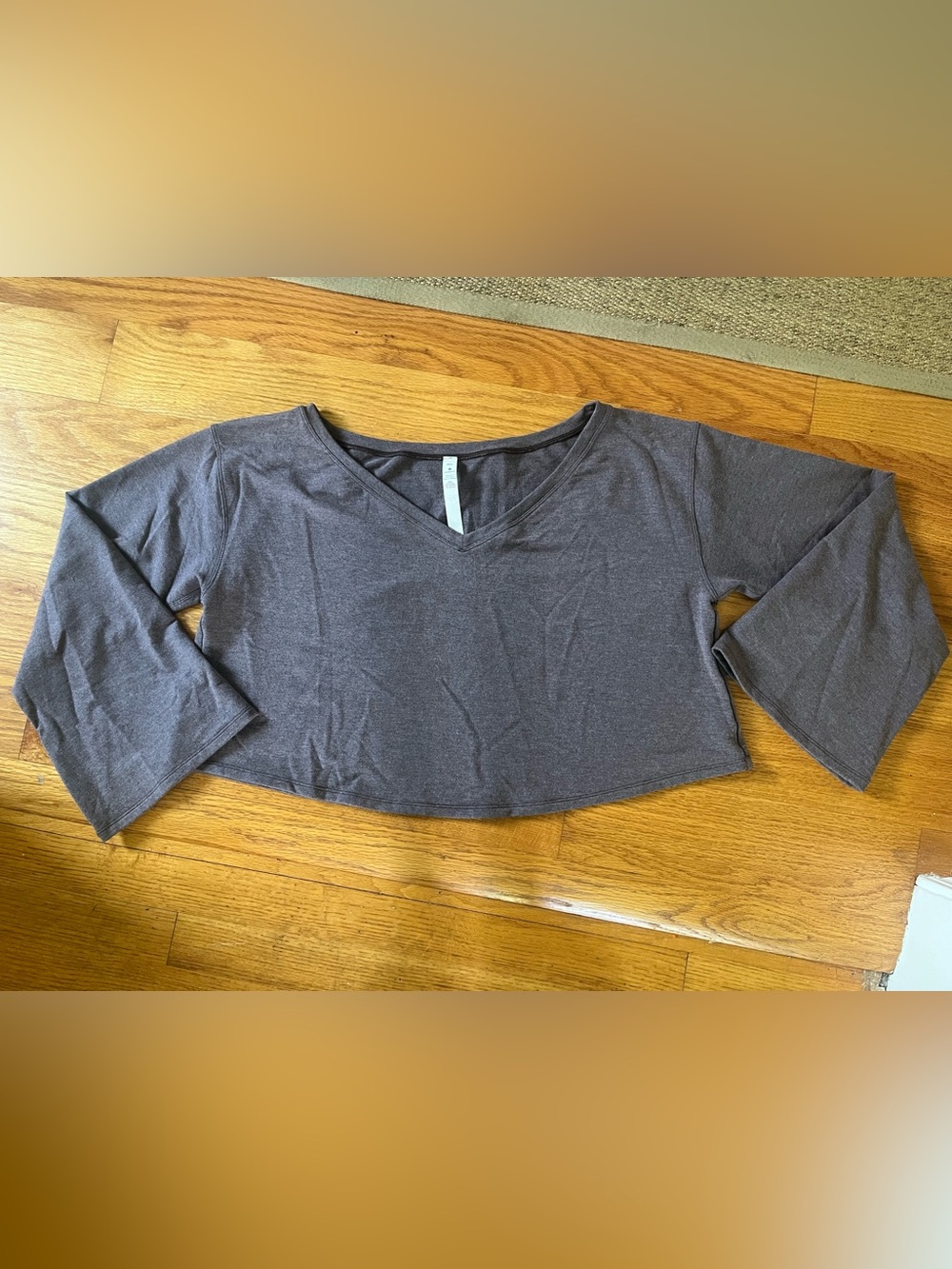 NWOT Women’s Lululemon Crop Top M/L